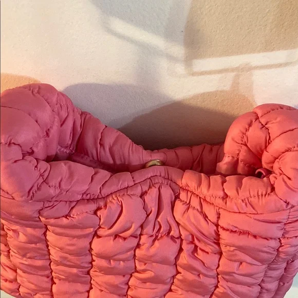Pink Puffer Crossbody Bag with Adjustable Strap - Picture 6 of 8